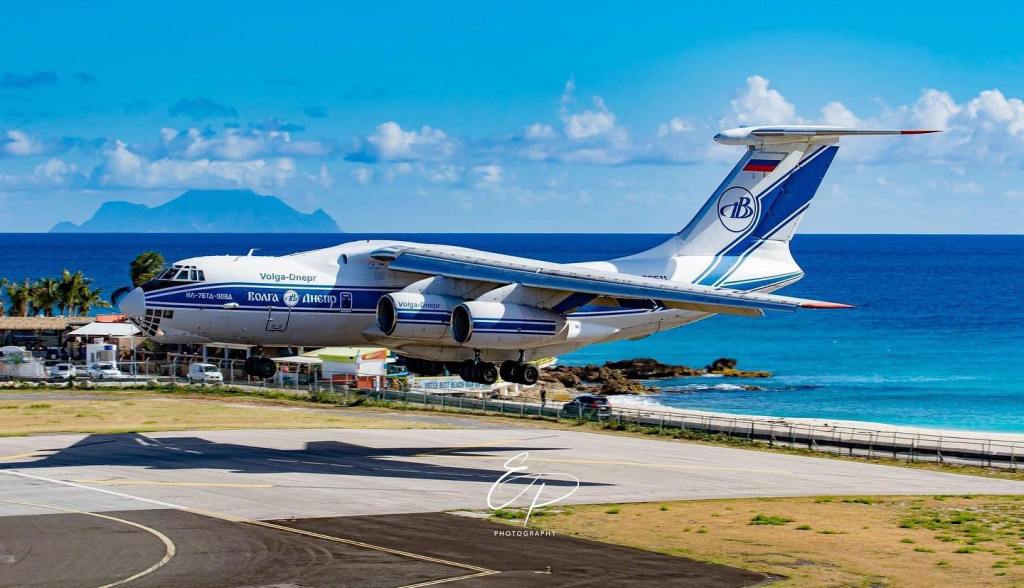 Ilyushin IL-76 Volga-Dnepr Group at St. Maarten (SXM)