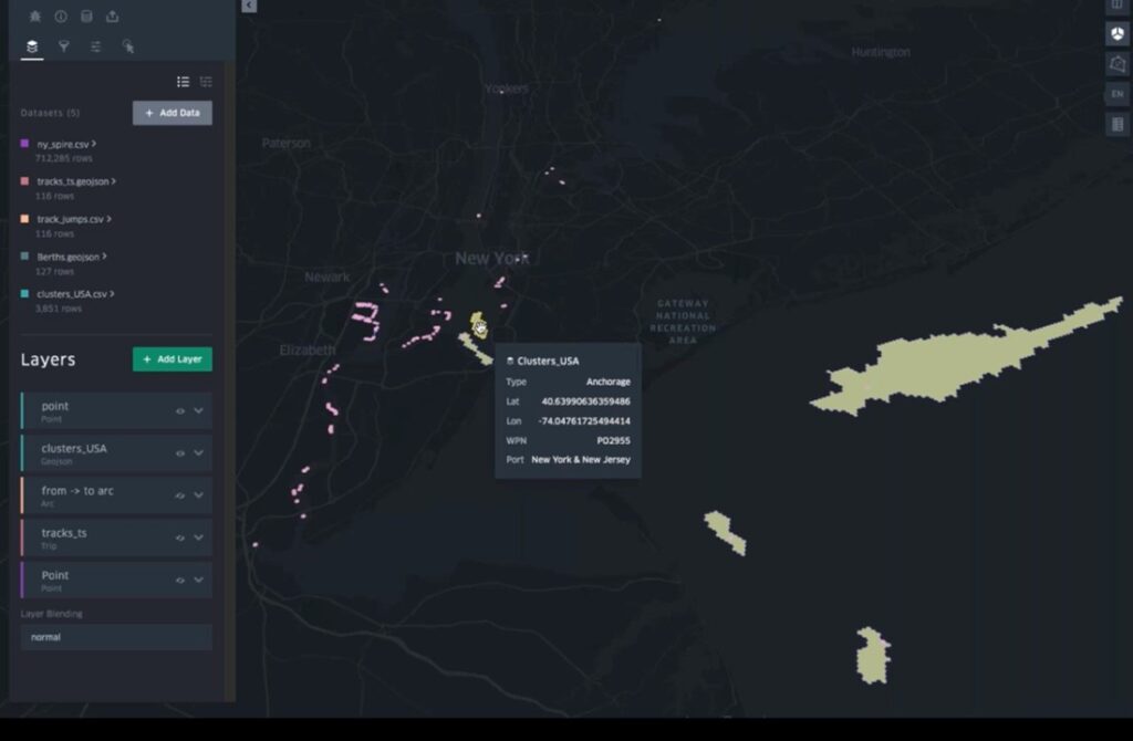 Maritime dashboard shows clusters near New York to improve decision-making for port management